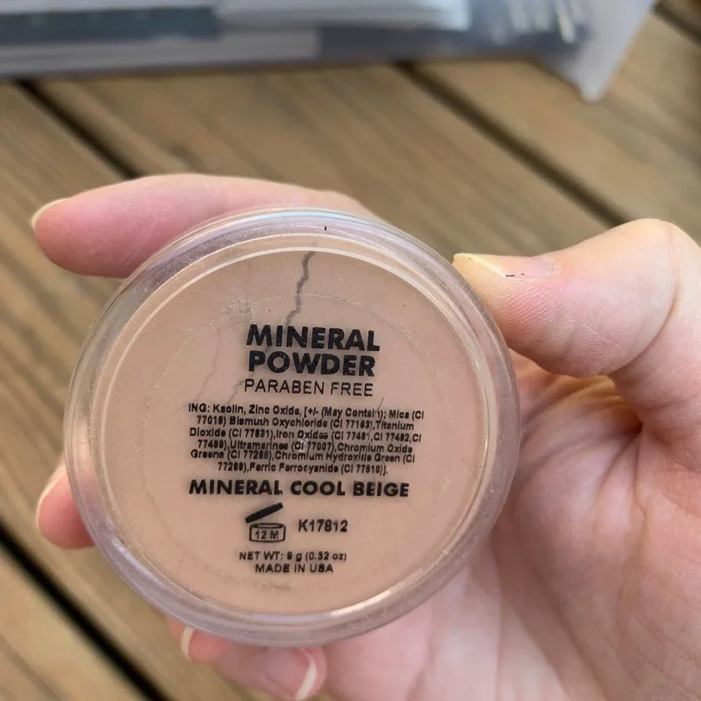 OSP Cosmetics Mineral Foundation Loose Powder in Mineral Cool Beige